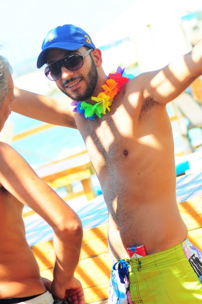 Cyan Sunday Club Lets Carnival